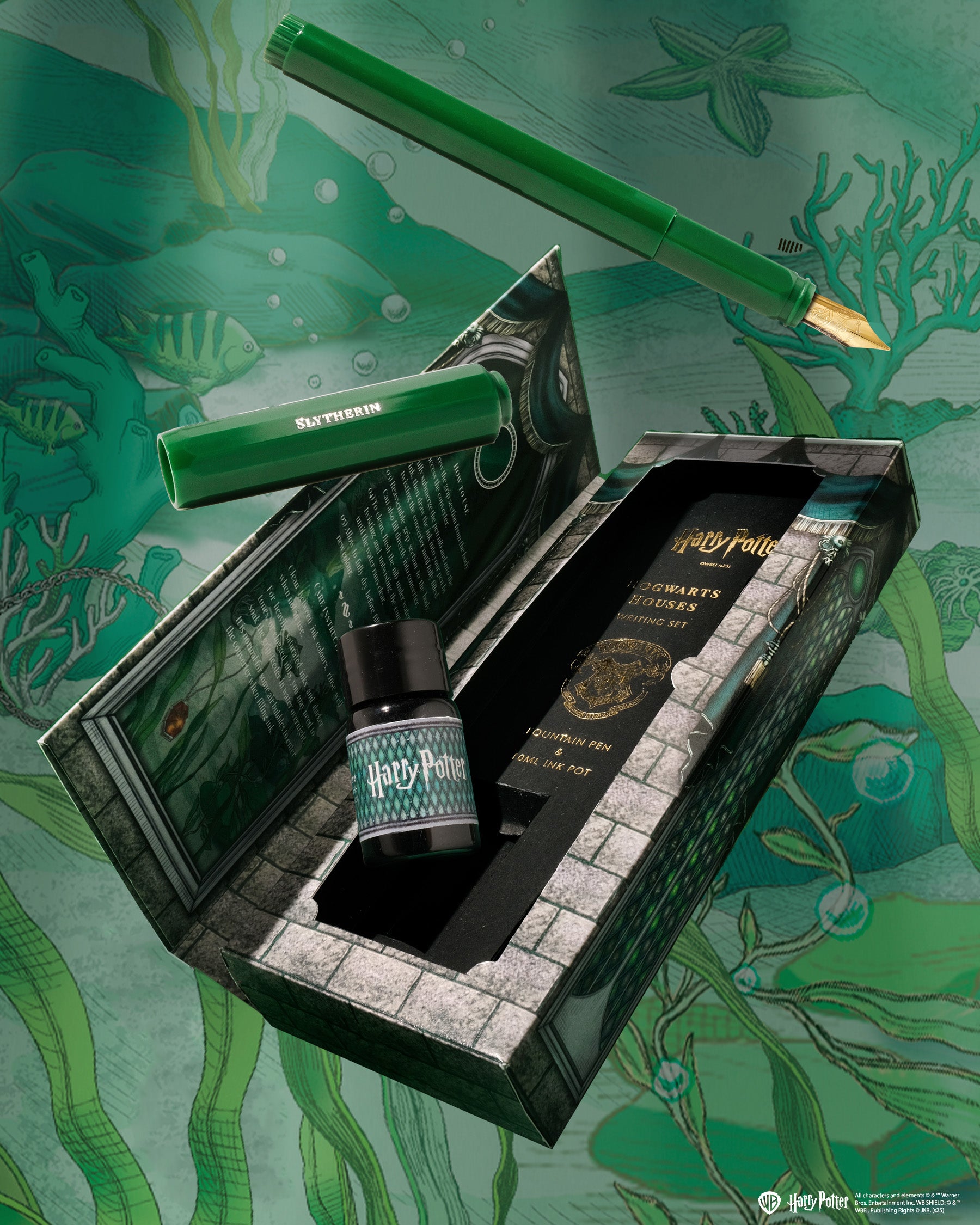 Warner Bros. | Harry Potter | Carousel Fountain Pen and 10ml Ink Set | Slytherin